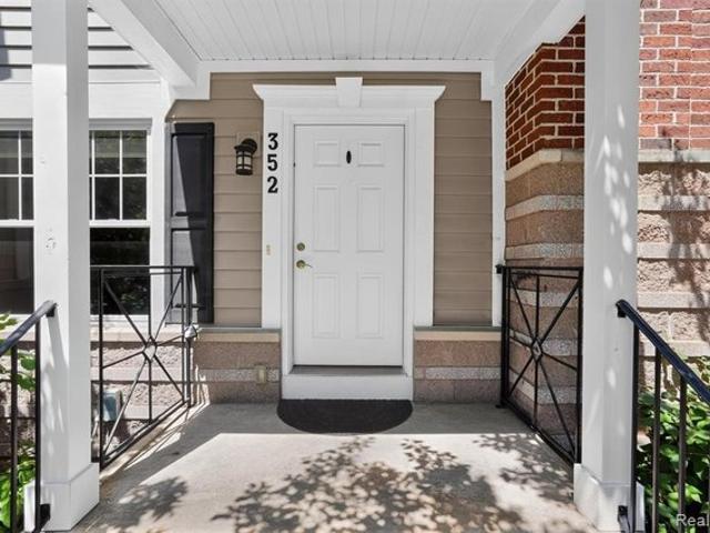 Townhouse for sale in Bailey, Michigan