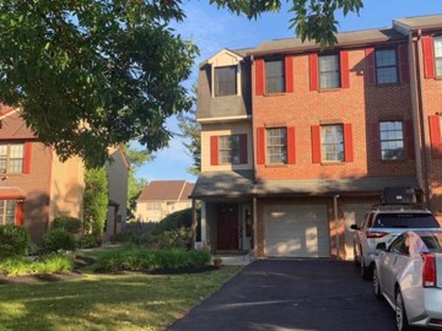 Townhouse for sale in Mount Laurel, New Jersey