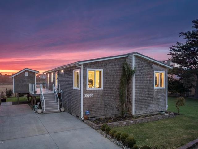 House for sale in Pacific City, Tillamook County