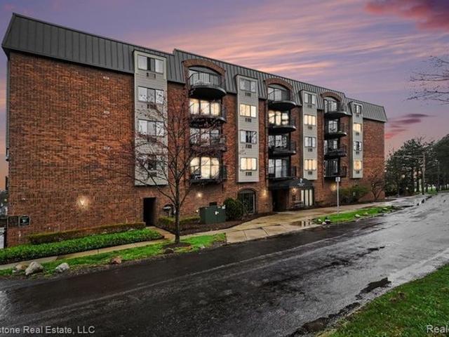 Condo for sale in Birmingham, Michigan