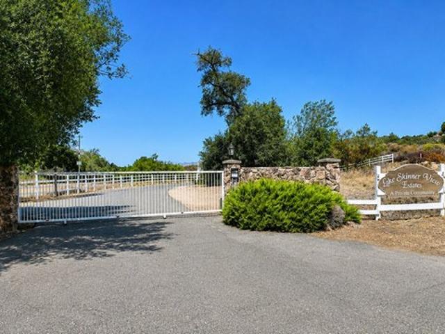 Land for sale in Temecula, California