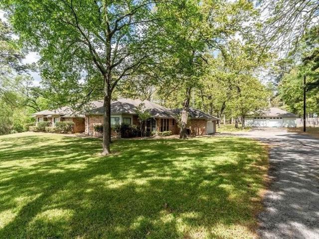 House for sale in Palestine, Texas