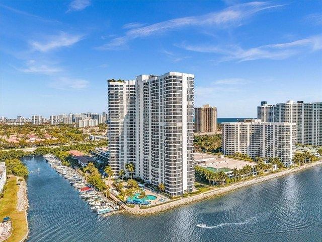 Condo for sale in Aventura, Florida