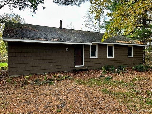 House for sale in Niagara, New York