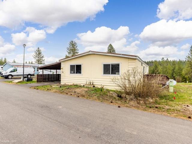 House for sale in Chattaroy, Washington