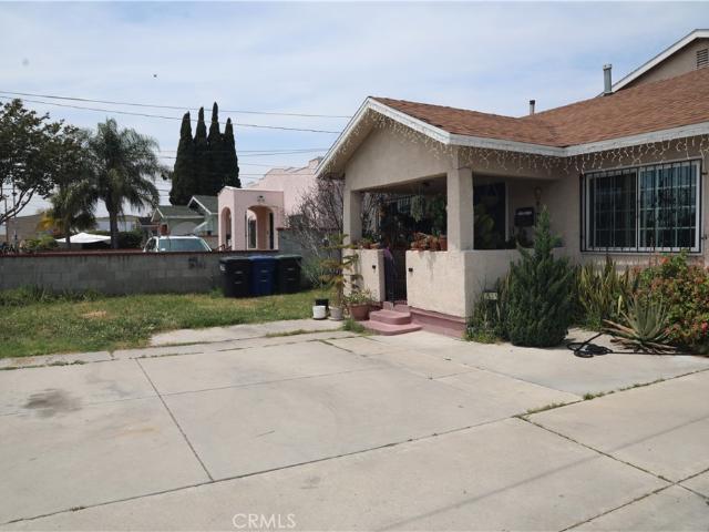 House for sale in Huntington Park, California