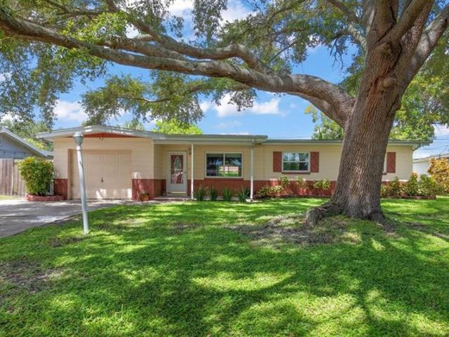 House for sale in Largo, Florida