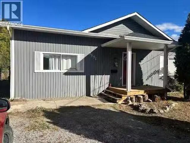 House for sale in Winfield, British Columbia