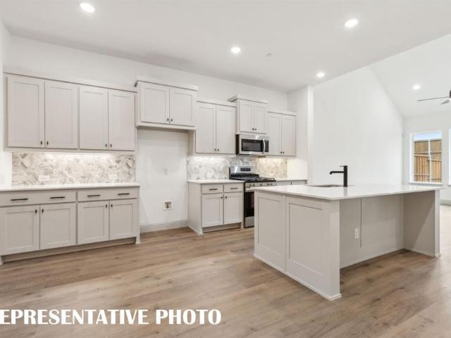 Townhouse for sale in Grand Prairie