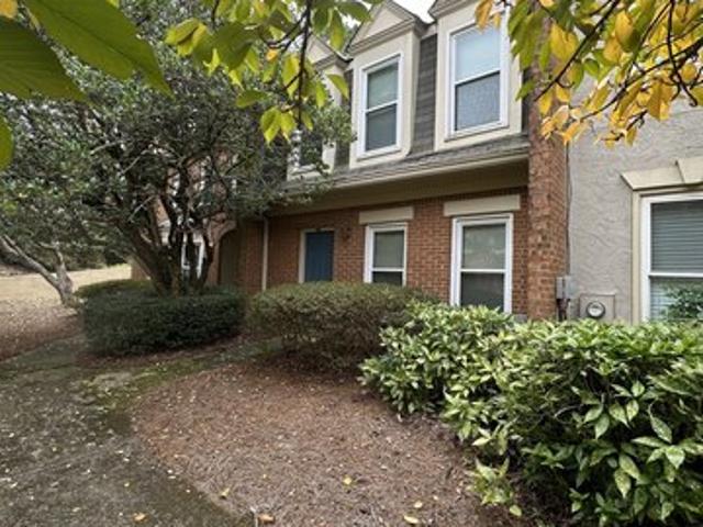 Townhouse for sale in Duluth, Georgia