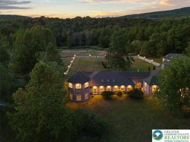 Property for sale in Clifford, Pennsylvania