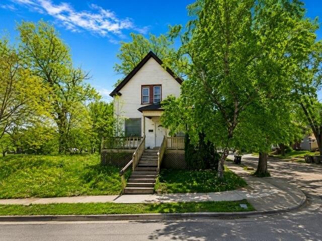 House for sale in Milwaukee, Wisconsin