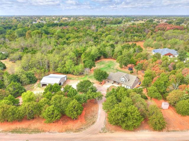 House for sale in Newcastle, McClain County