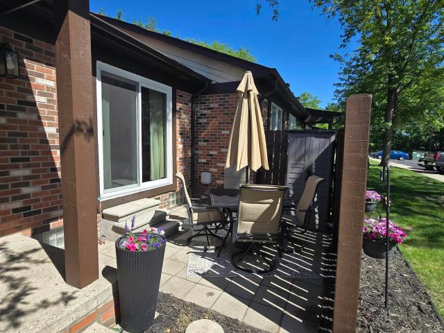 Condo for sale in Clinton Township, Michigan