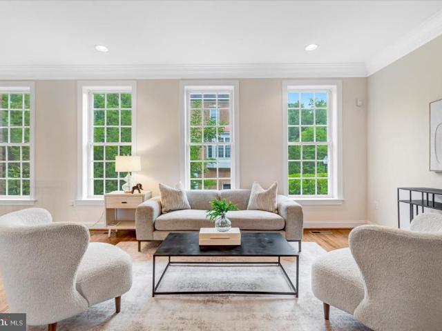 Townhouse for sale in Virginia