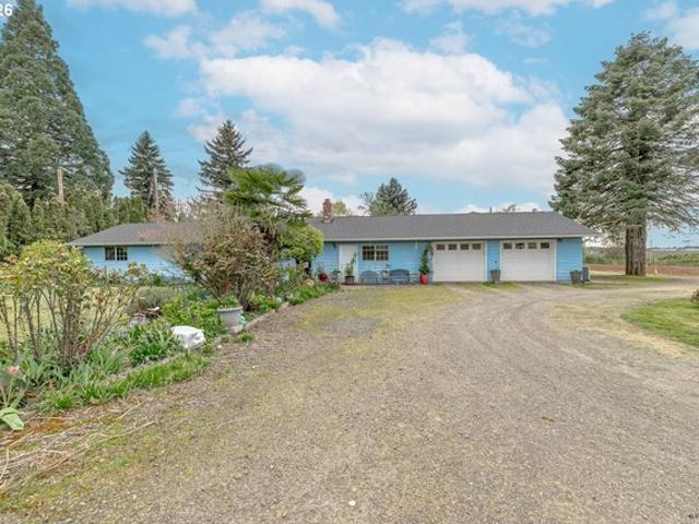 House for sale in Oregonia