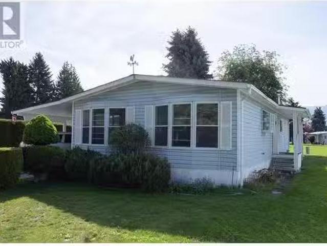 House for sale in Winfield, British Columbia