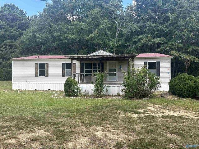 House for sale in Leesburg, Alabama