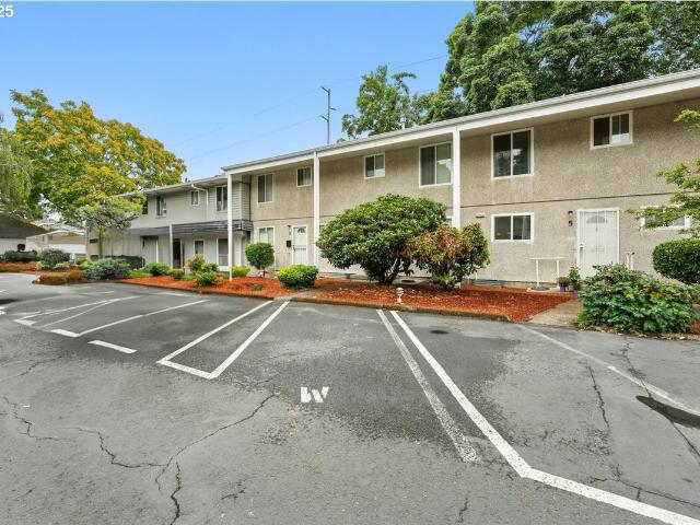Townhouse for sale in Portland