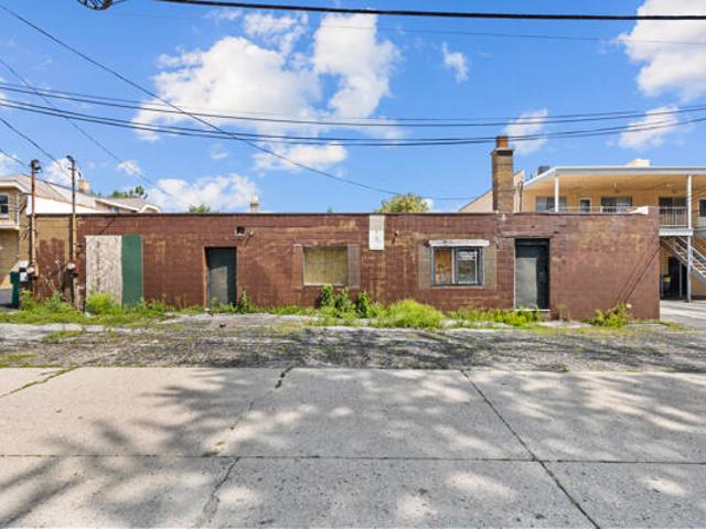 Commercial for sale in Milwaukee, Wisconsin