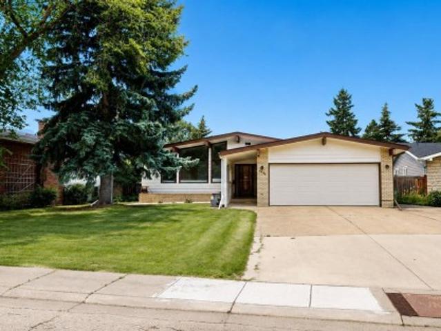 House for sale in Wedgewood, Alberta