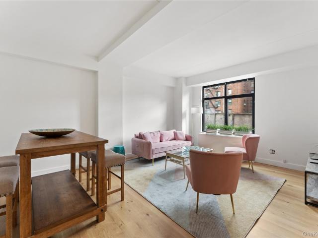 Condo for sale in The Bronx, Arverne