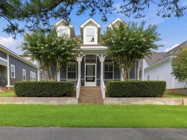 House for sale in Tallahassee, Florida