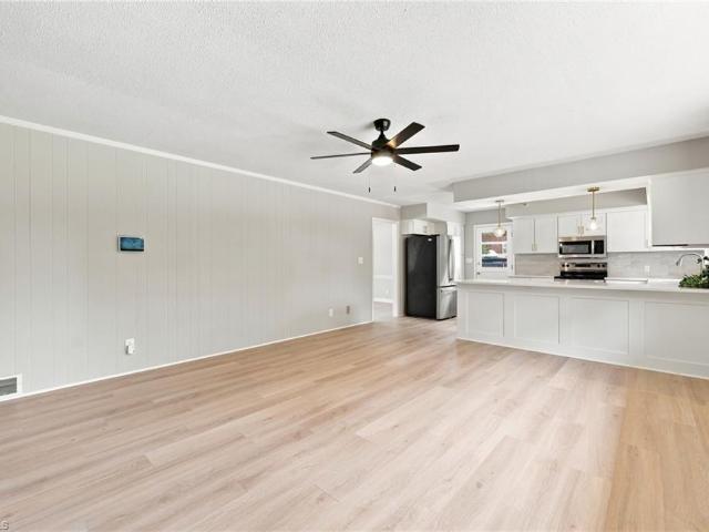 House for sale in Pfafftown, North Carolina