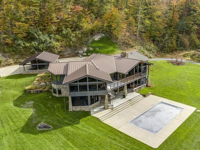 House for sale in Pikeville, Kentucky