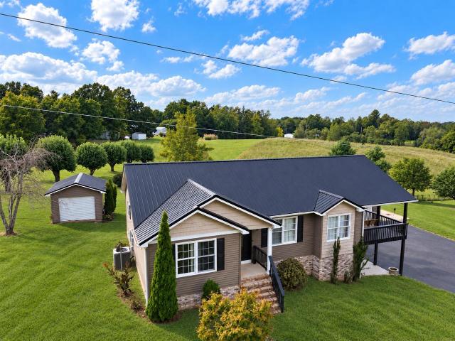House for sale in Tompkinsville, Monroe County