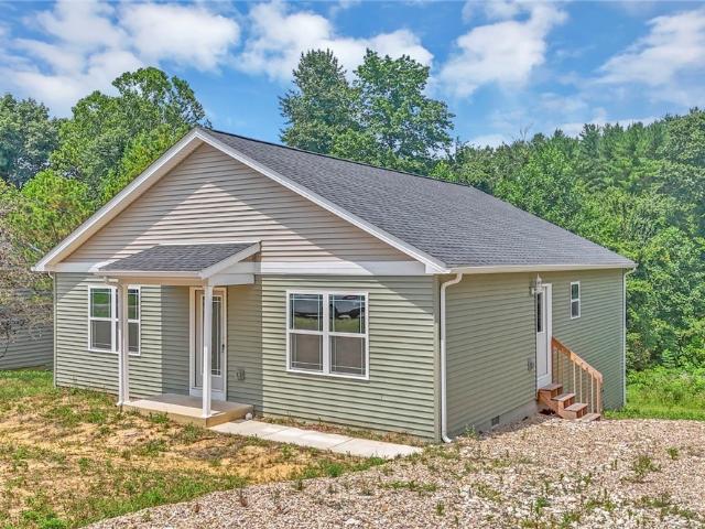 House for sale in New Straitsville, Ohio