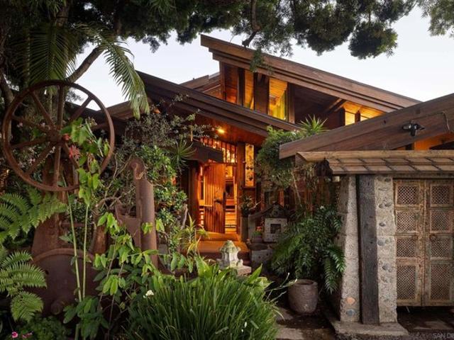 House for sale in Solana Beach, California