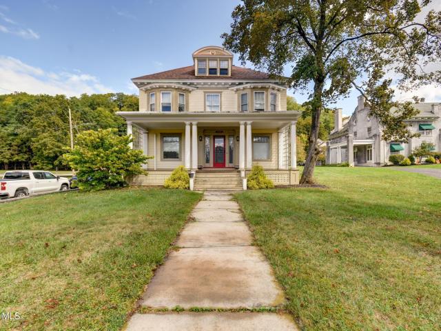 House for sale in Amsterdam, New York