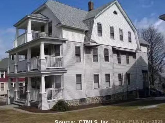 House for rent in Waterbury