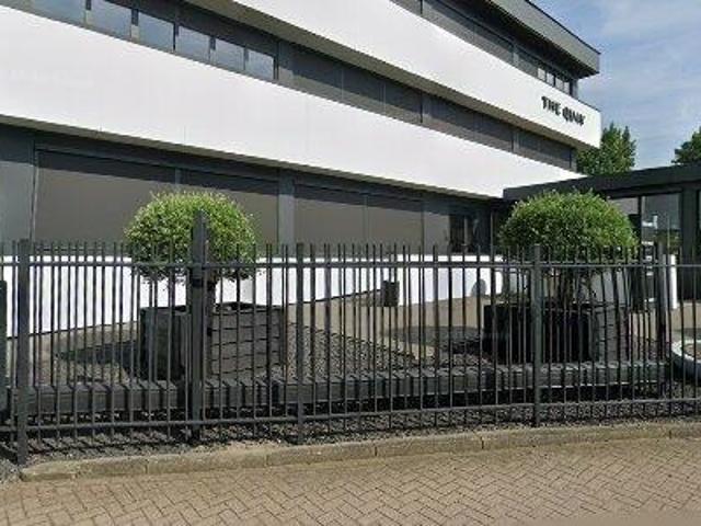 Bedrijfspand te huur in Zwijndrecht, Zuid Holland