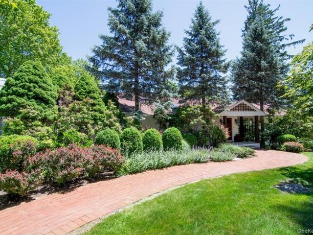House for sale in Irvington, New York