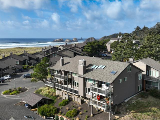 Condo for sale in Oregonia