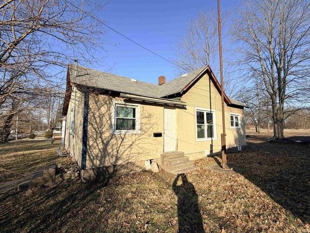 House for sale in Jasonville, Indiana