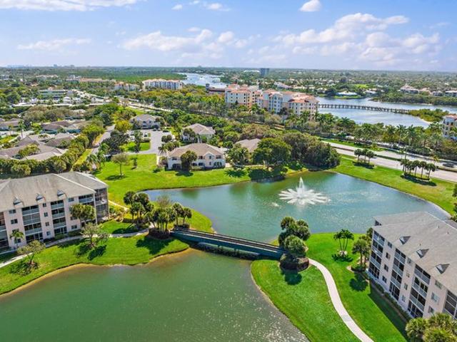 Condo for sale in Jupiter, Florida