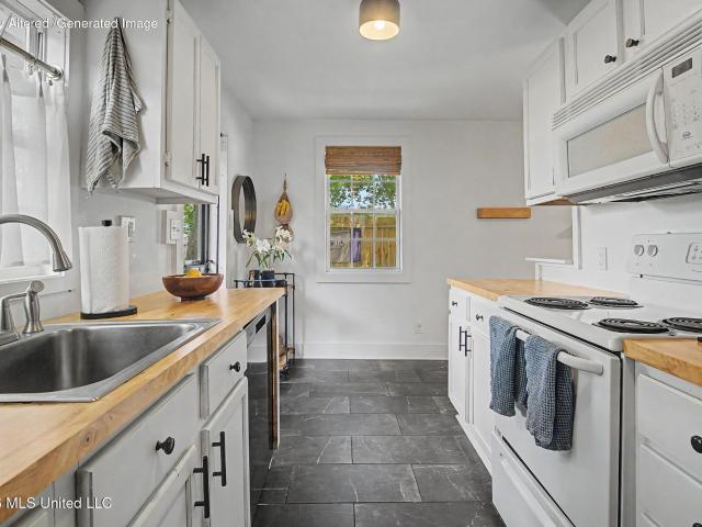 House for sale in Bay Saint Louis, Mississippi
