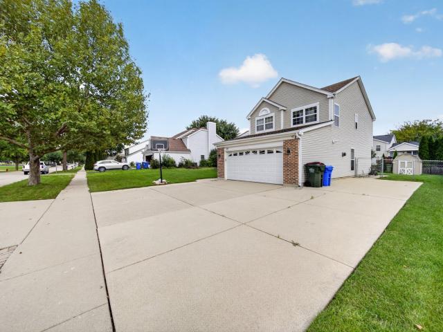 House for sale in South Elgin, Kane County