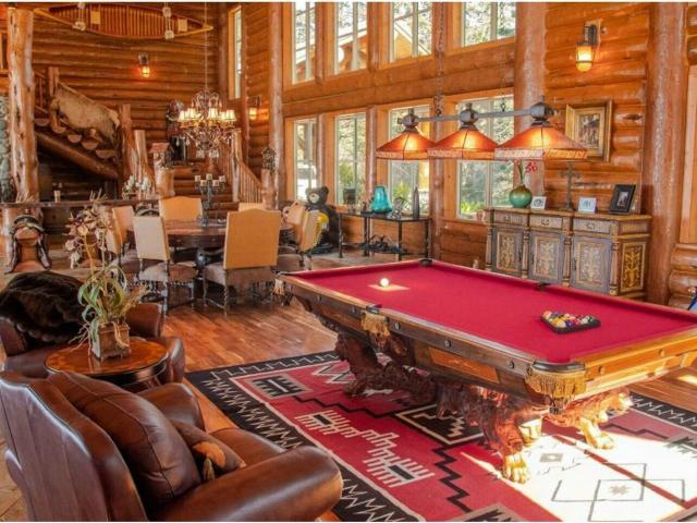 House for sale in Gold Beach