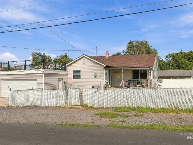 House for sale in Lewiston, Nez Perce County