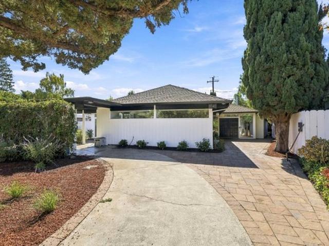 House for sale in Fairmeadow, Palo Alto