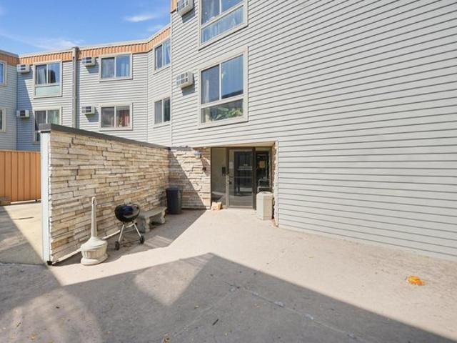Condo for sale in Hennepin, Minnesota
