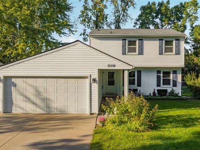 House for sale in Wixom, Oakland County
