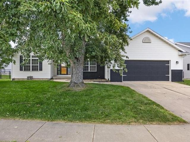 House for sale in Linn, Iowa