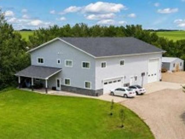 House for sale in Alberta