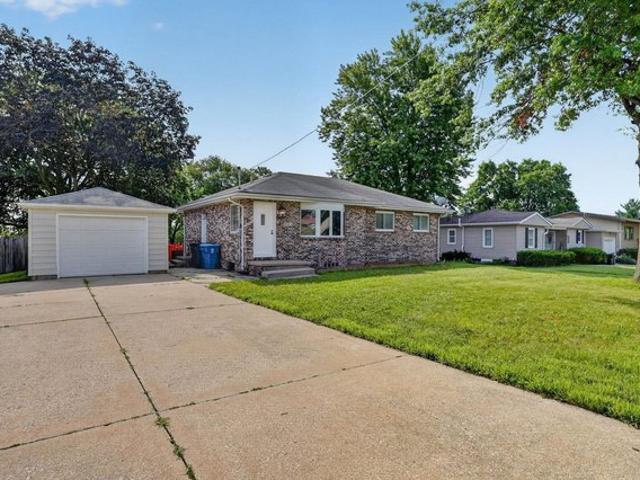 House for sale in Waterloo, Iowa
