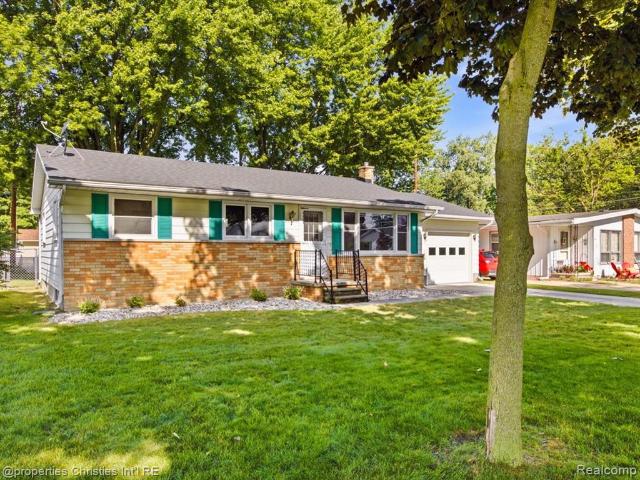 House for sale in Fort Gratiot, Michigan